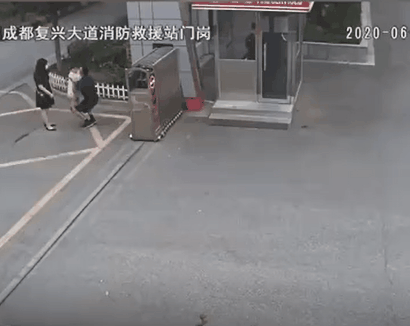 天呐！消防员咋啥都会？