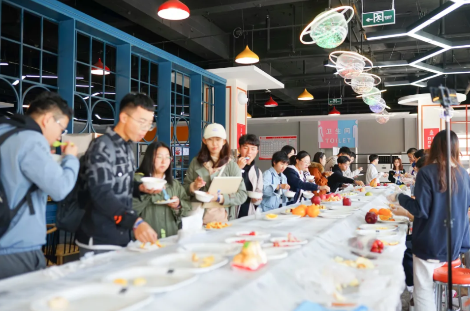 天（水）津（果）大学祝你红红“火”“火”，心想事“橙”！