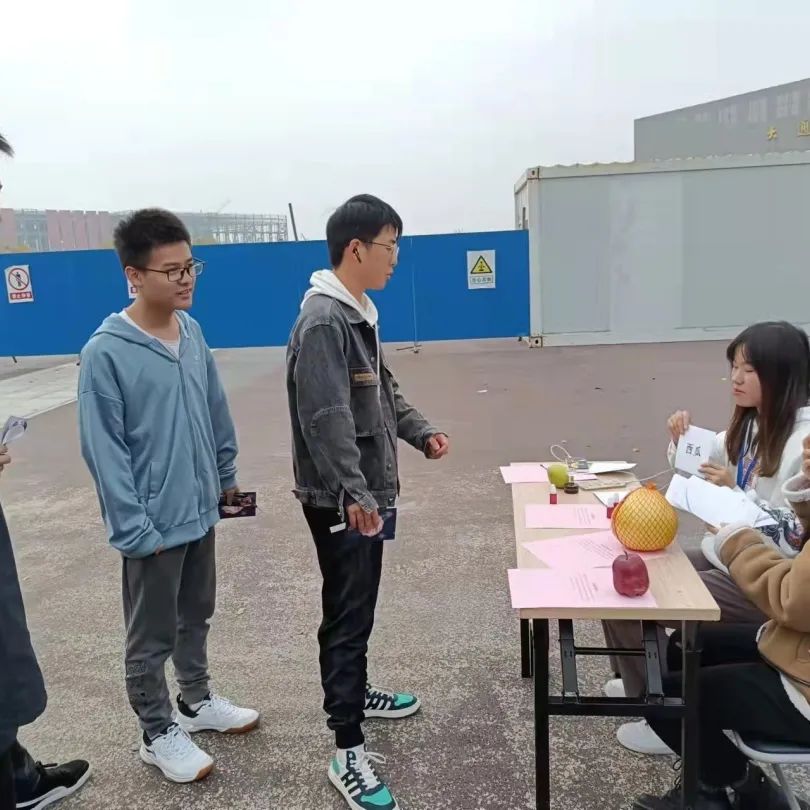 天（水）津（果）大学祝你红红“火”“火”，心想事“橙”！