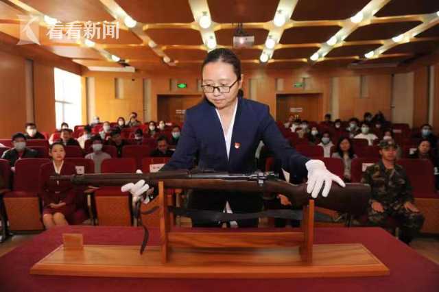 馆藏珍贵革命文物走进上海交通大学医学院主题党课