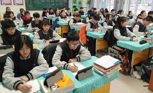 沈阳市第三十五中学探索智慧教学新模式(图1)