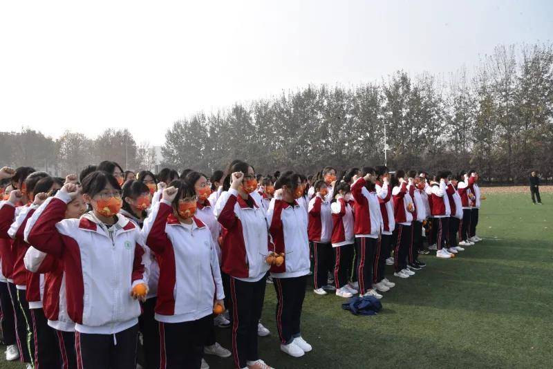 昌邑市文山中學(xué)柿子節(jié):柿果飄香豐收季(圖3) 昌邑市文山中學(xué)柿子節(jié):柿果飄香豐收季(圖3)