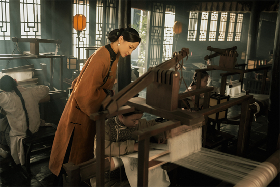 緙絲成古裝劇“主角”，這項(xiàng)非遺為什么比黃金還貴