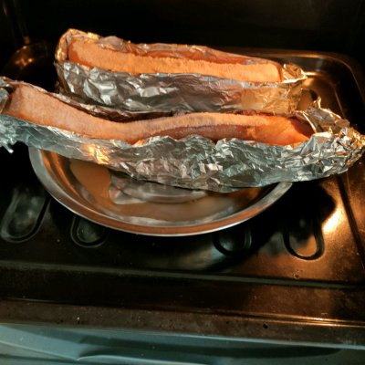 脆皮烤肉的做法（简单易做脆皮烤肉五花肉的另一种吃法）