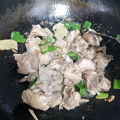 地鍋雞,地鍋雞的制作方法