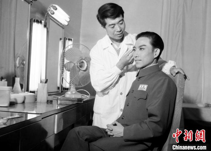 新中国第一代电影化妆师张立棠去世 代表作《英雄儿女》