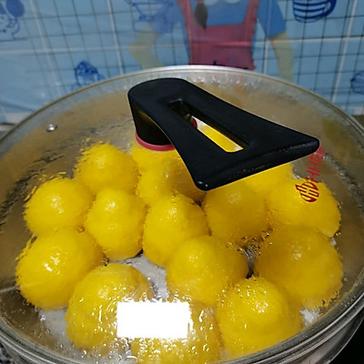 窩窩頭,窩窩頭一塊錢四個(gè)什么梗