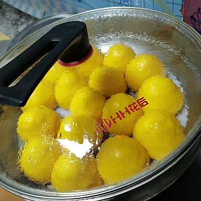 窩窩頭,窩窩頭一塊錢四個(gè)什么梗