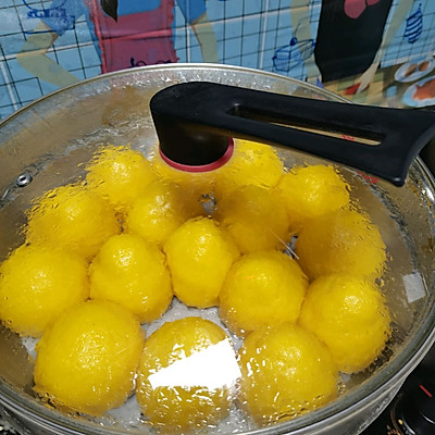 窩窩頭,窩窩頭一塊錢四個(gè)什么梗