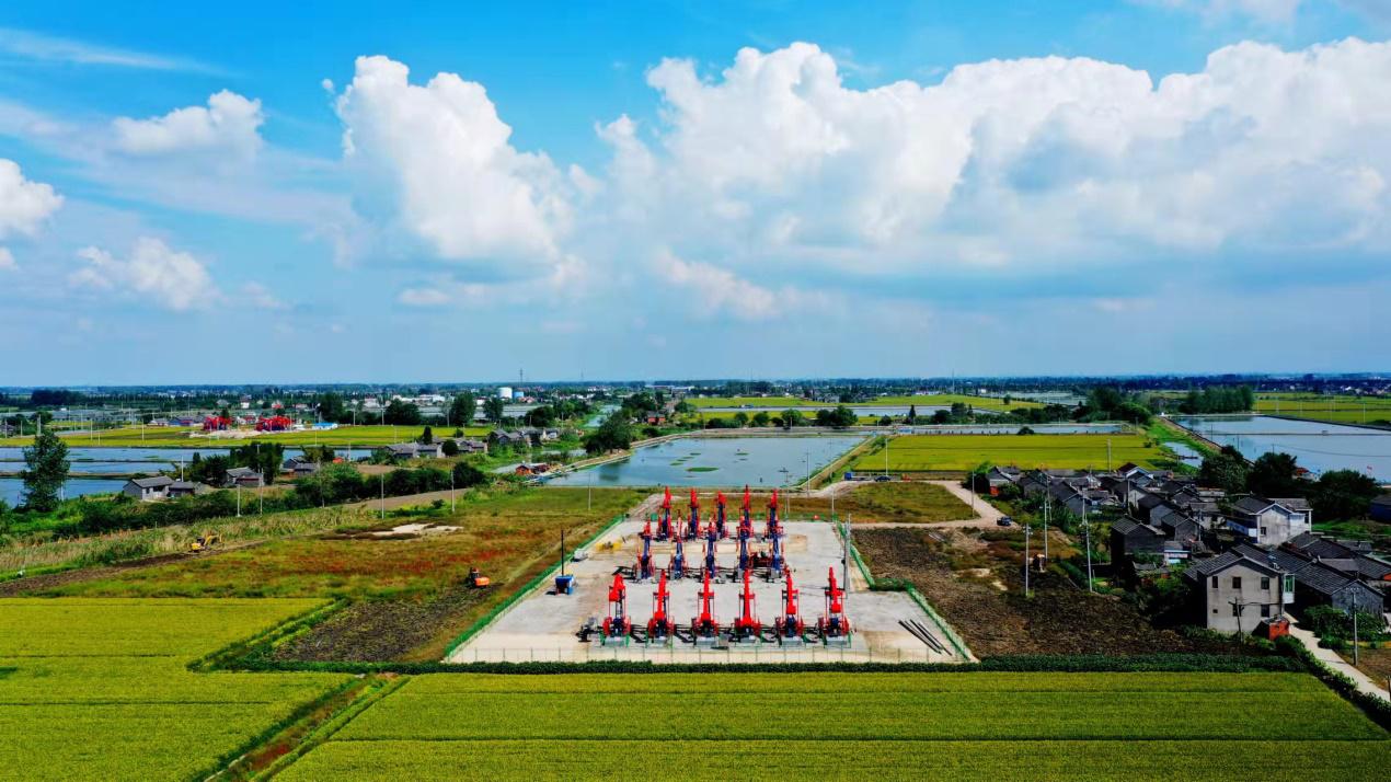 解放常压页岩气的开拓者，华东石油局油气当量突破200万吨