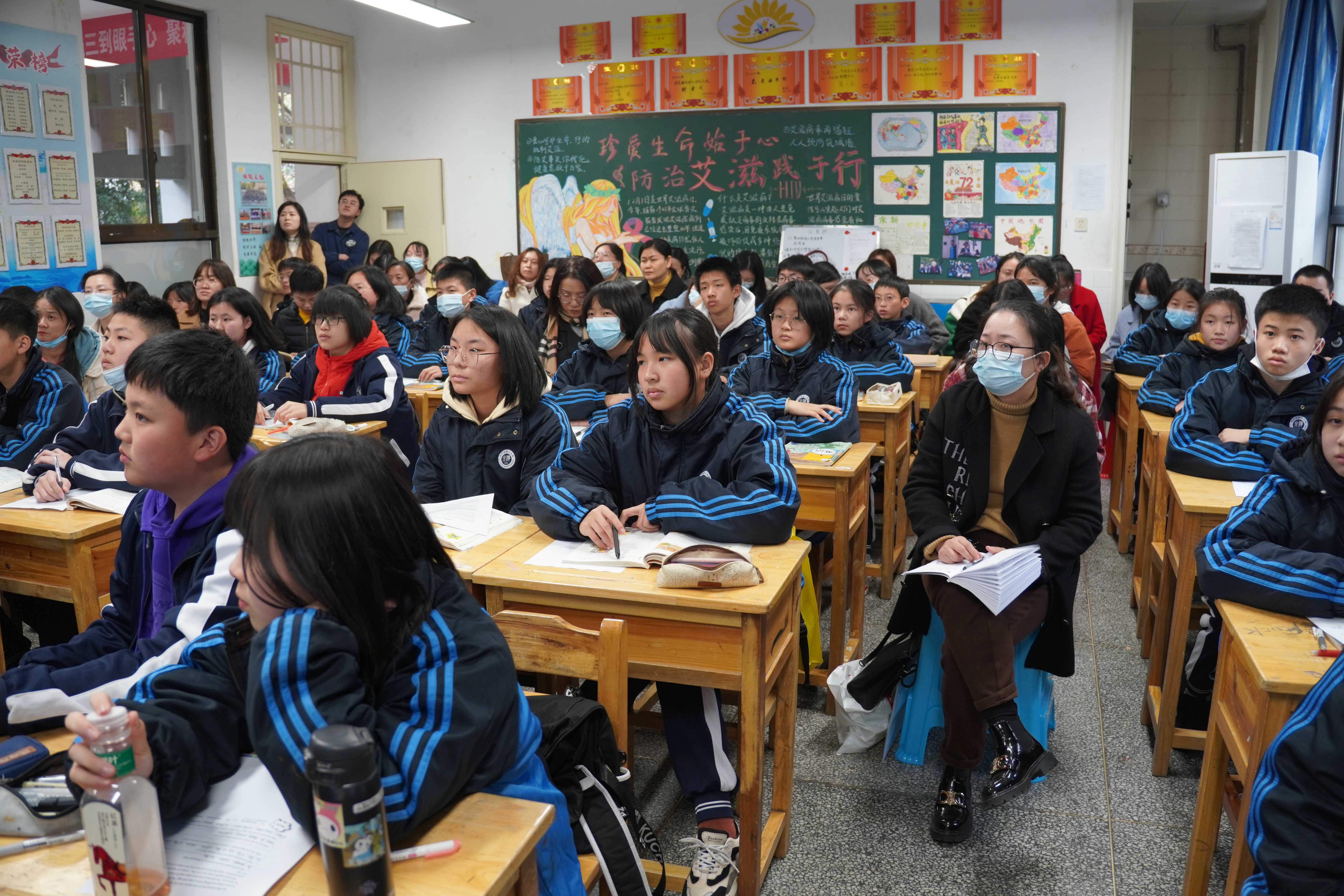 長沙市第六中學舉行智慧課堂教學開放日(圖1) 長沙市第六中學舉行智慧課堂教學開放日(圖1)