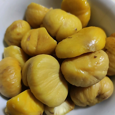 板栗燒雞的做法,板栗燒雞的做法家常菜