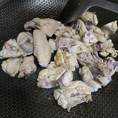 板栗燒雞的做法,板栗燒雞的做法家常菜
