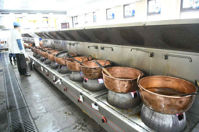与膏方零距离“接触”！市民点赞：为中医药文化博大精深，更为这份传承的心
