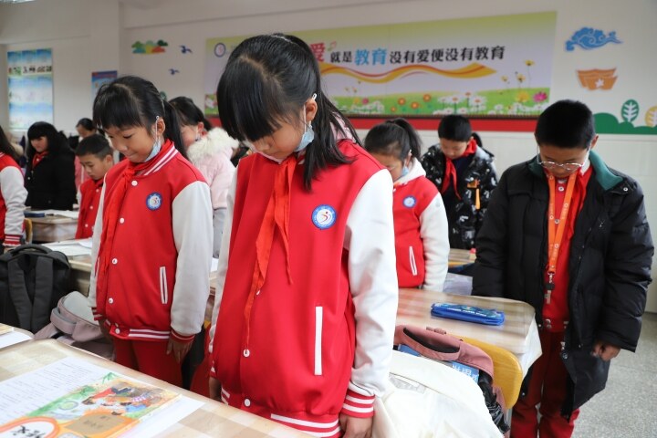 麒麟区花柯小学国家公祭日主题教育活动(图6)