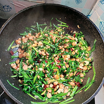韭菜炒河蝦,韭菜炒河蝦怎么做