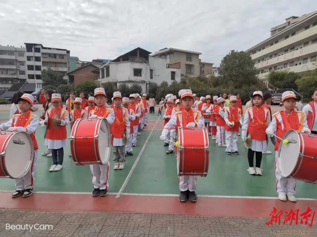 永興縣勝利小學課后服務精彩紛呈(圖4) 永興縣勝利小學課后服務精彩紛呈(圖4)