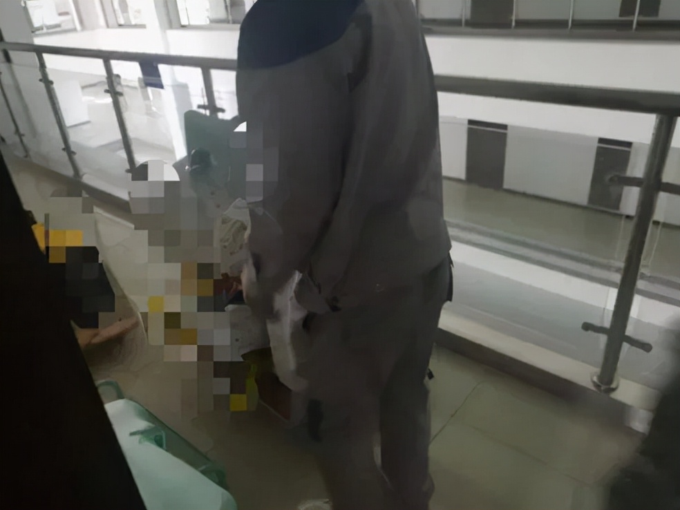 藏在柜门后的故事：花200多块，在魔都买1m³