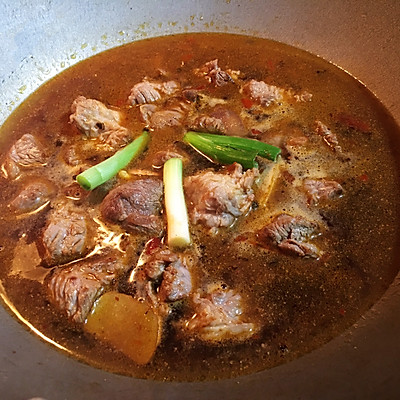 牛肉燉土豆,