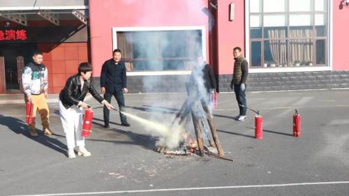 开原市第三中学开展逃生系列演练活动(图6)