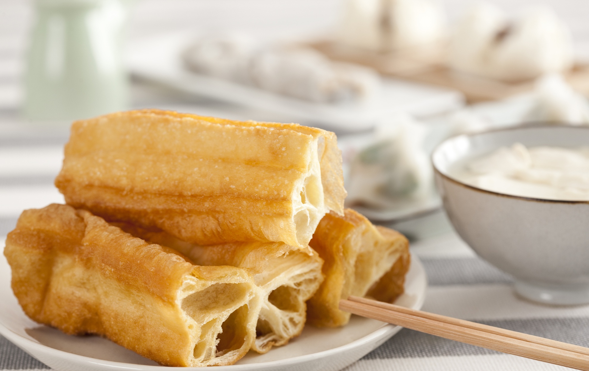 油条、梳打饼干、豇豆……市场监管总局通告8批次食品抽检不合格情况