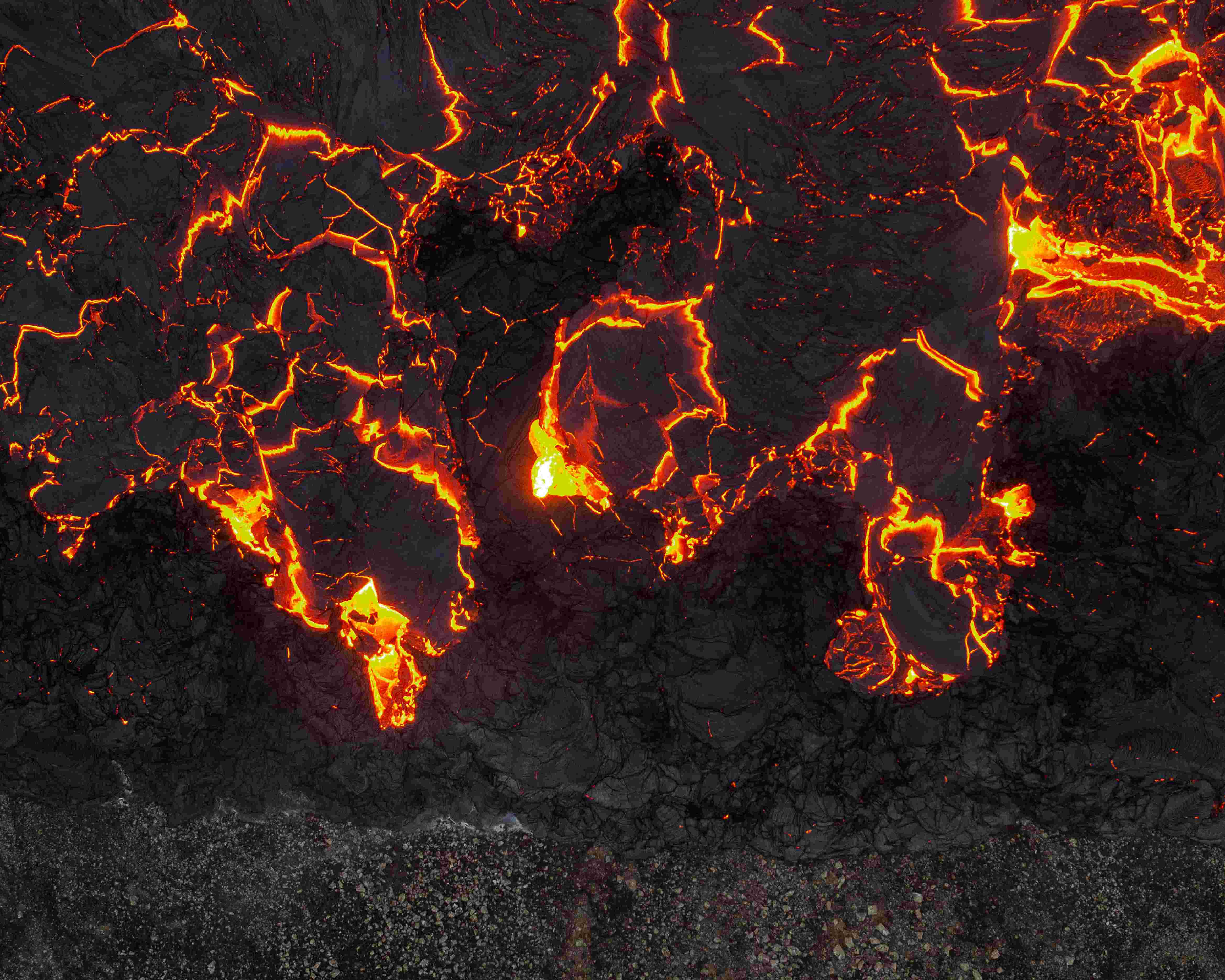 美丽火山图片(图文赏析近距离感受火山熔岩)