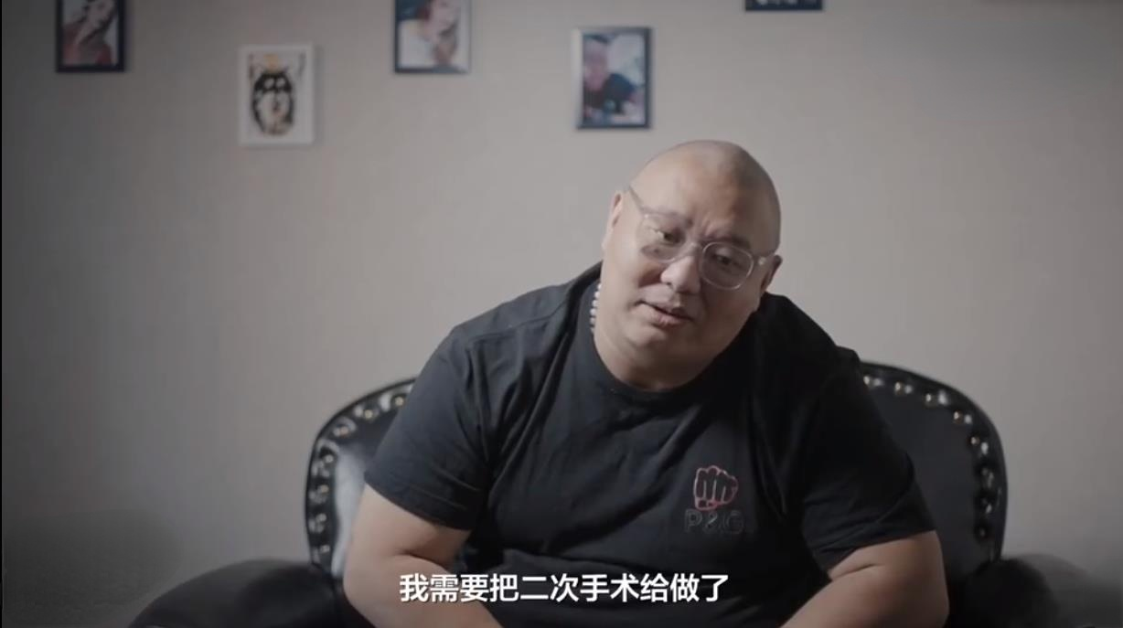 “南京胖哥”見義勇為后失去肛門功能：2022年希望盡快二次手術
