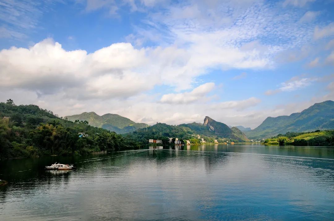 端午节放假安排来了，广西这些治愈系风景，在等着与你相遇