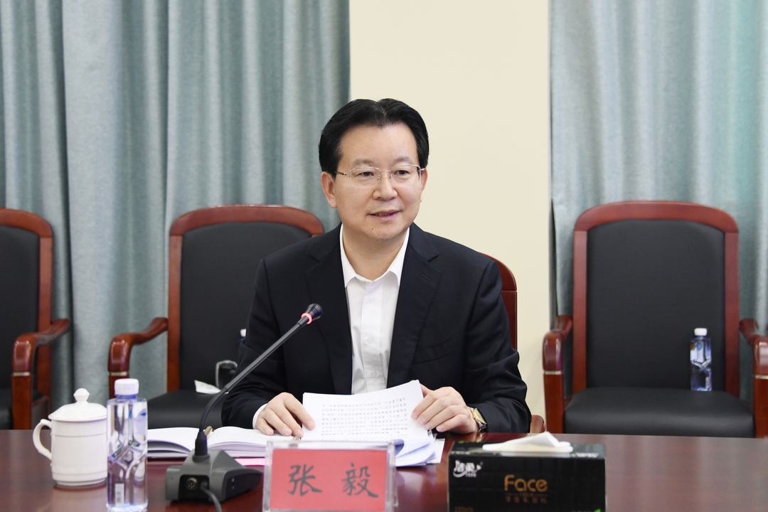 张毅到乐东县检察院调研