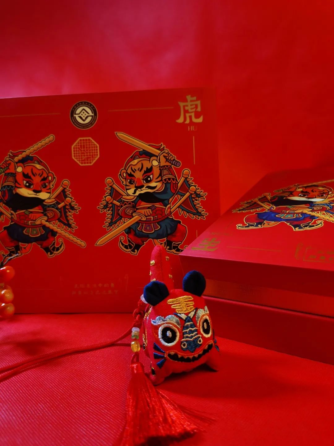 如意虎盲盒包含来自山东,陕西,云南的五只老虎,分别寓意平安,吉祥