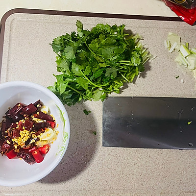 香辣肉絲的做法,香辣肉絲的做法東北的做法