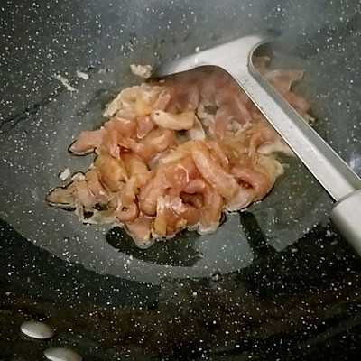 肉炒茄子怎么做好吃(好吃的爆炸的茄子炒肉丝)