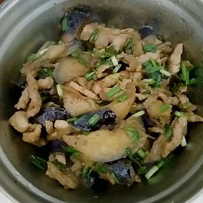 肉炒茄子怎么做好吃(好吃的爆炸的茄子炒肉丝)