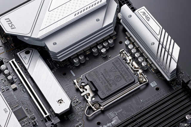 性能予取予求！微星MAG B660M MORTAR主板评测