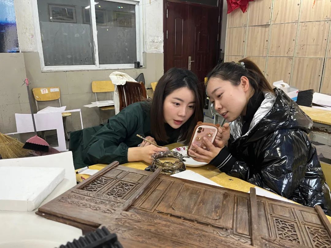 惊艳！六安这所学校教室内藏着一座座“徽派建筑群”