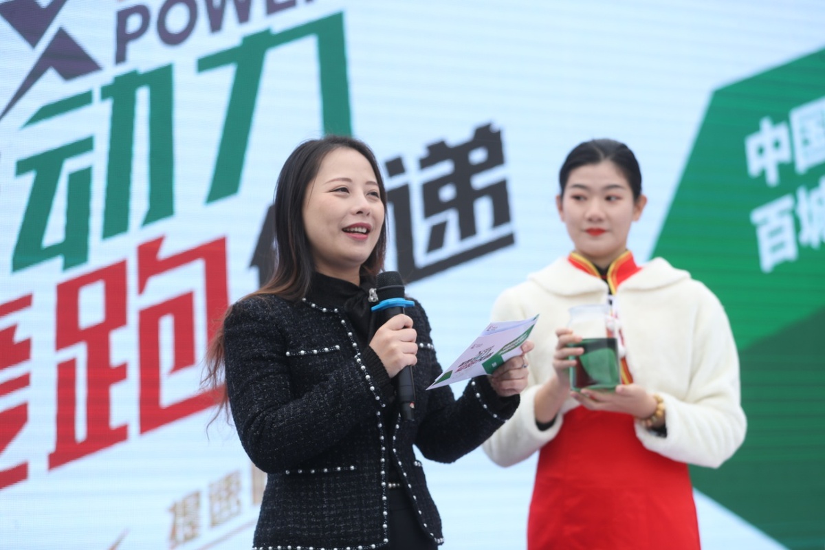 更清潔綠色 更強(qiáng)勁動(dòng)力——首款國產(chǎn)品牌汽油 中國石化“愛跑98”江西上市