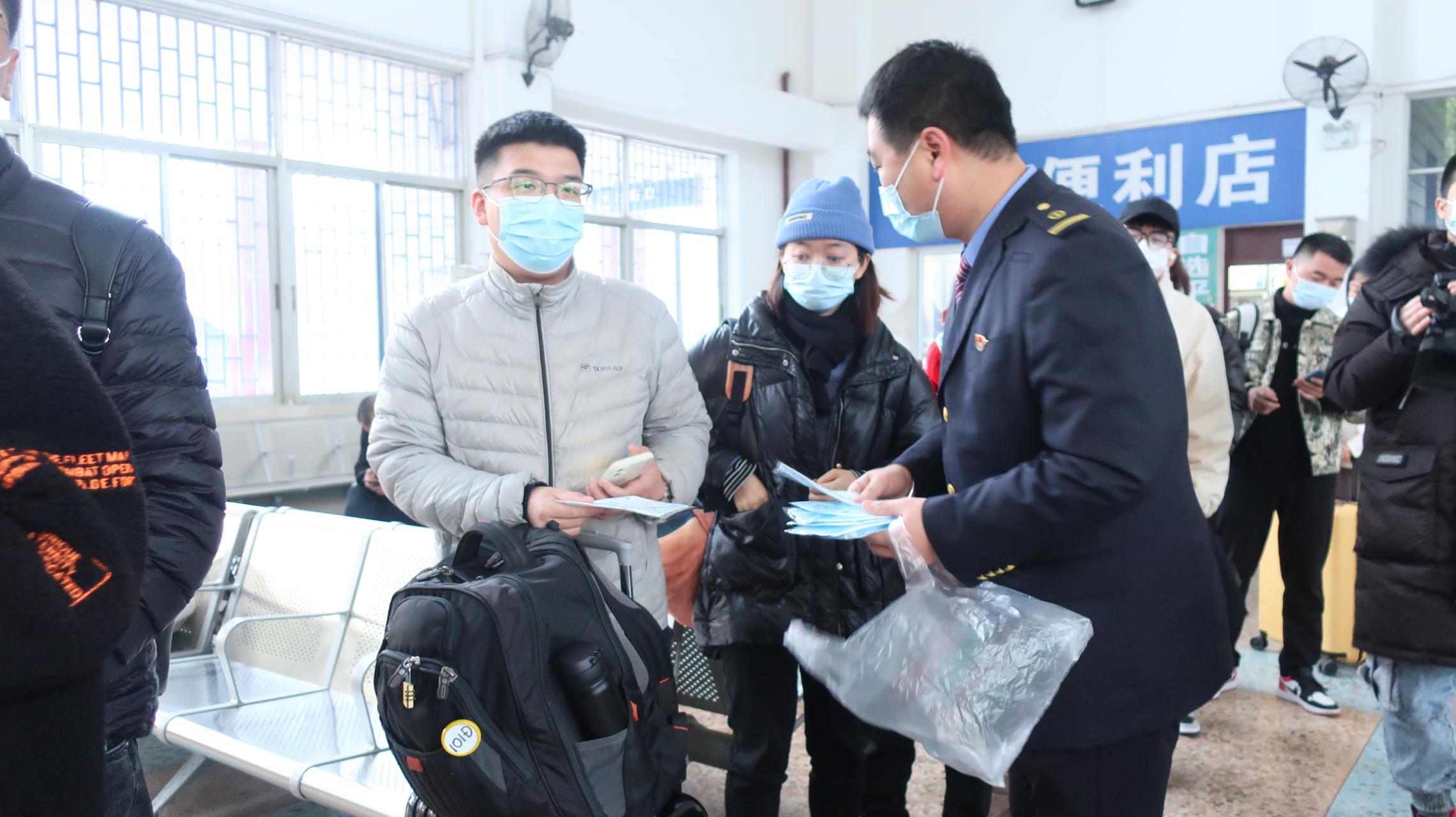 春运期间长沙南站预计发送旅客820万人