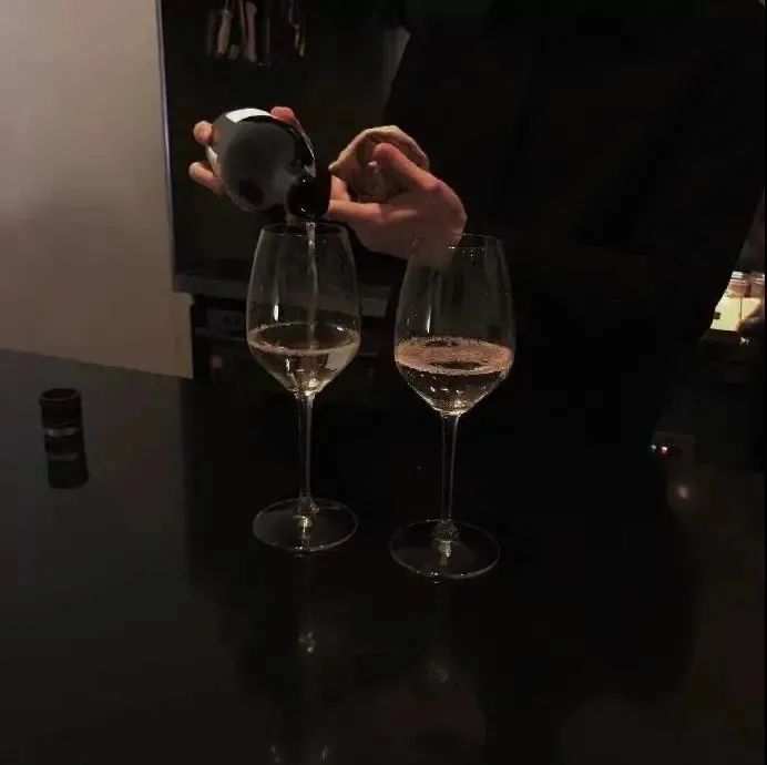 朋友圈背景 | 别害怕,宇宙都温柔