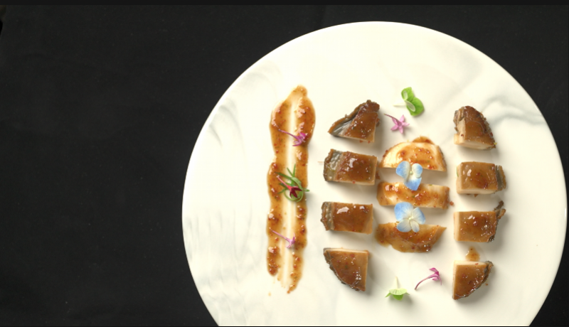 大湾区的年夜饭，跟五星名菜大厨学习炮制手掌大的鲍鱼