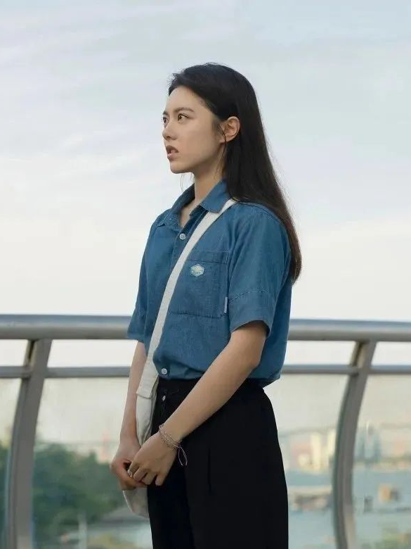 赵今麦为什么这么好看（赵今麦穿搭）