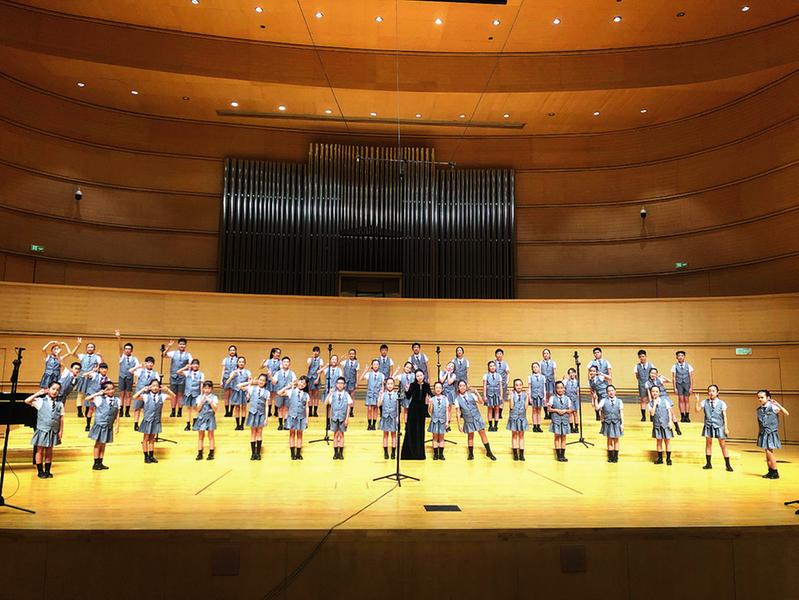 南寧市大沙田小學(xué):秉承“大愛教育”(圖1) 南寧市大沙田小學(xué):秉承“大愛教育”(圖1)