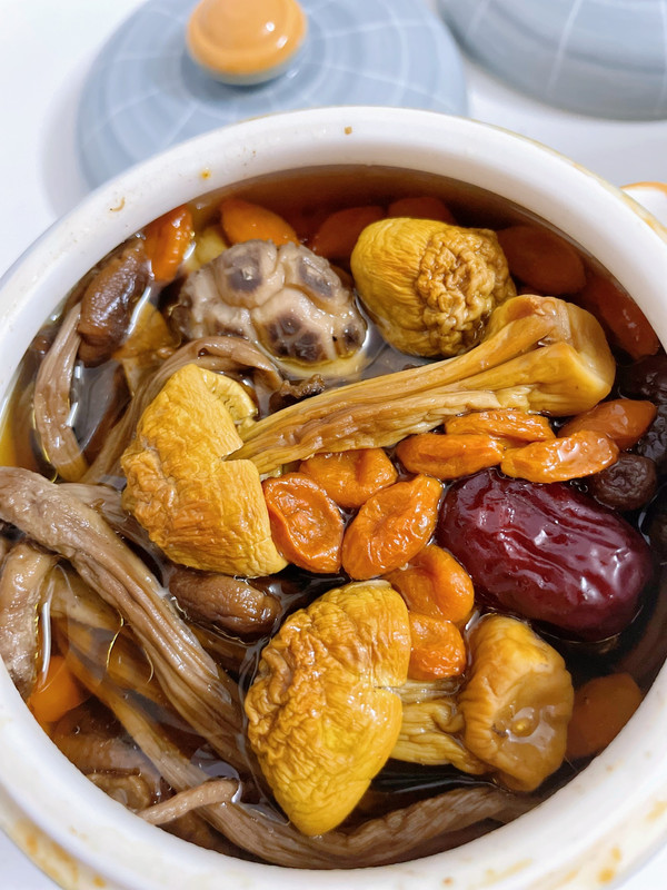 茶树菇炖鸡汤,茶树菇炖鸡汤的家常做法