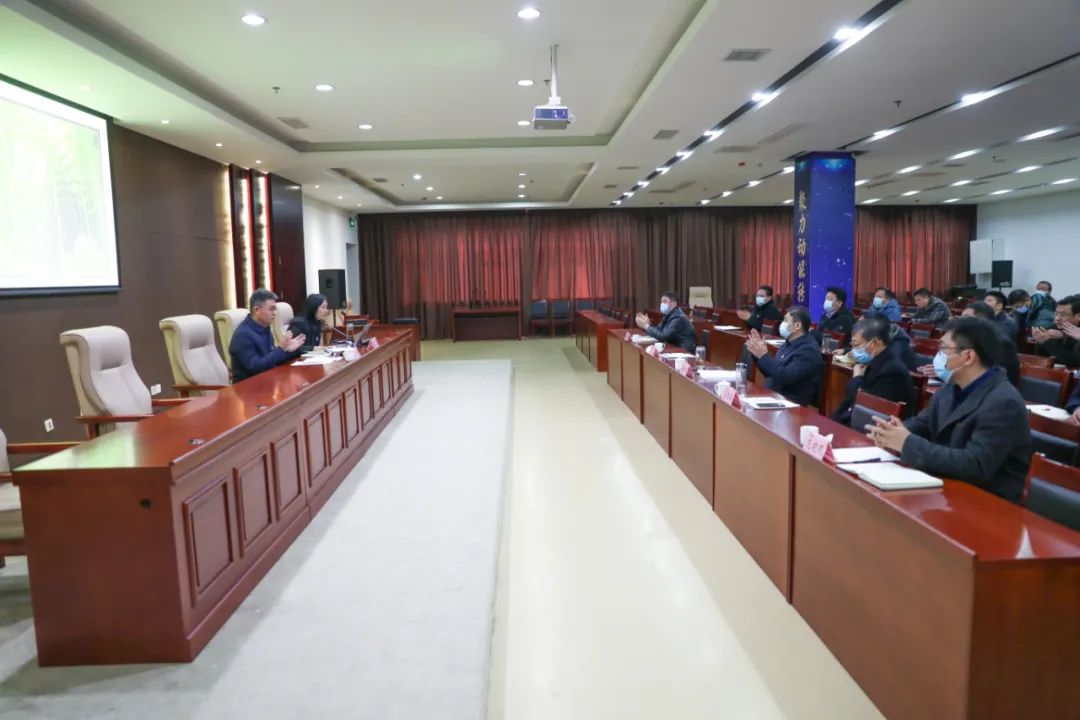 济南新材料产业园区举办党的十九届六中全会宣讲会