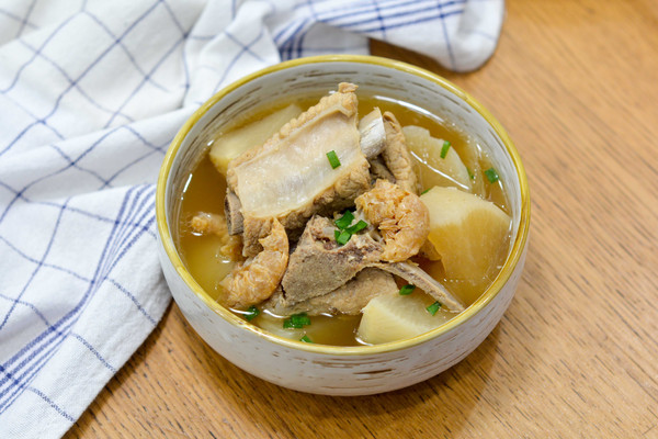 排骨蘿卜湯,排骨蘿卜湯的正宗做法