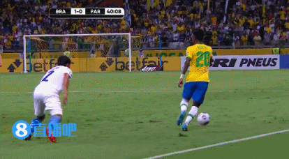 2018世界杯巴西队直播(世预赛-库鸟世界波破门安东尼罗德里戈替补建功 巴西4-0巴拉圭)