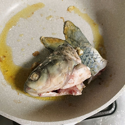 草魚湯的做法,草魚湯的做法簡單又好吃
