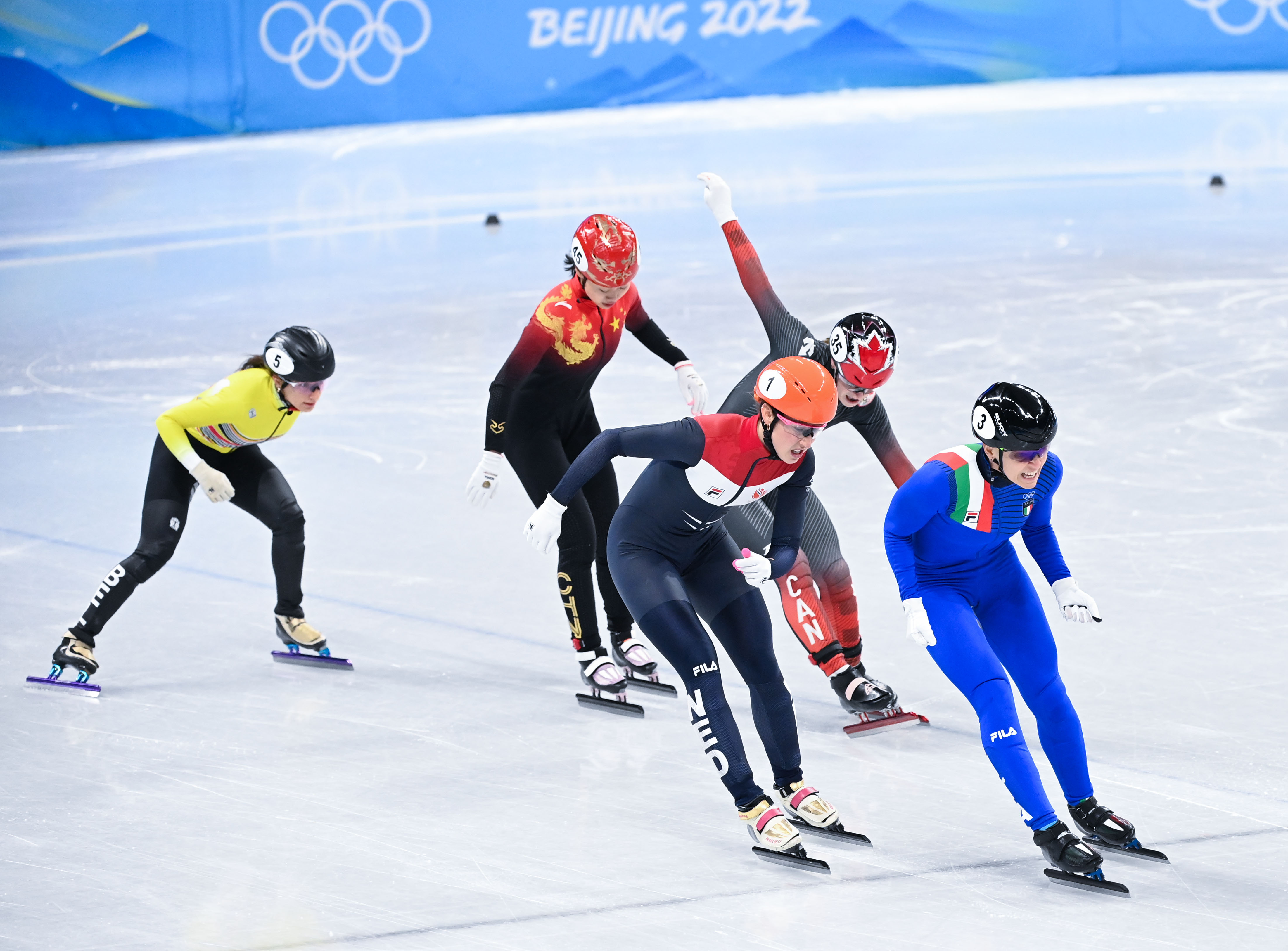 短道速滑女子500米(短道速滑——女子500米决赛：意大利选手阿里安娜·方塔纳夺冠)