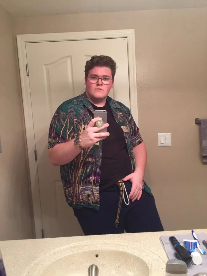 中国男孩为什么都在痴迷灰色运动裤？