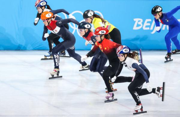 奥运会女生运动项目有哪些(北京冬奥会｜短道速滑女子1500米：韩国选手崔敏静夺冠 韩雨桐获第七名)