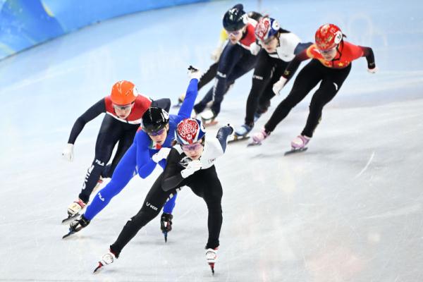 奥运会女生运动项目有哪些(北京冬奥会｜短道速滑女子1500米：韩国选手崔敏静夺冠 韩雨桐获第七名)